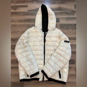 Calvin Klein Men’s White Hooded Puffer Jacket Size XXL